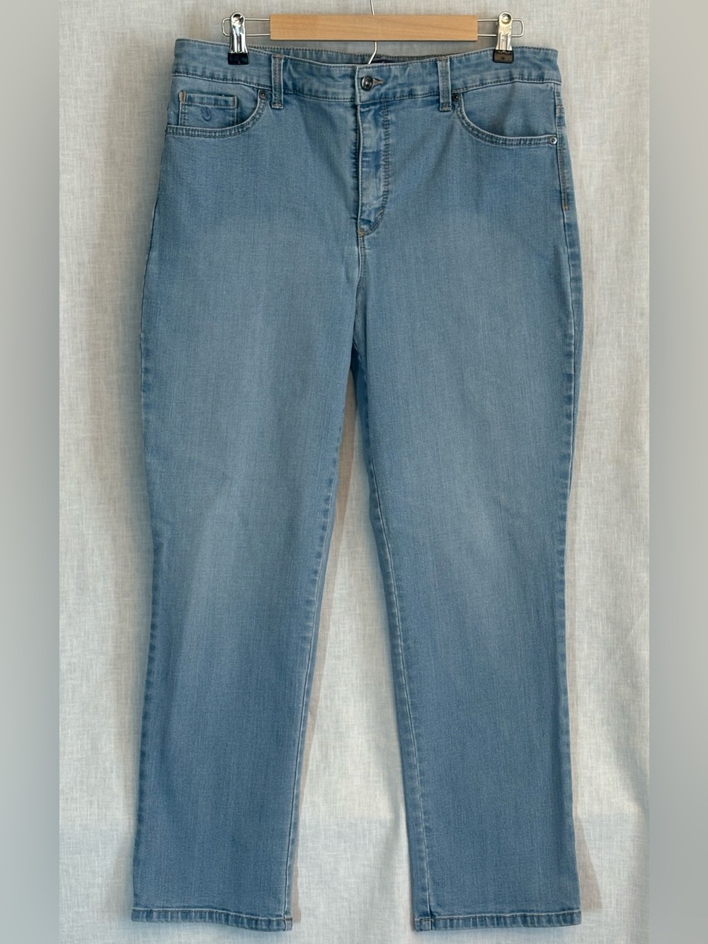 Gloria Vanderbilt Light Blue Women's Jeans
